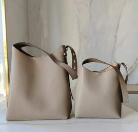Picture of Tory Burch Handbags _SKUfw237709984fw